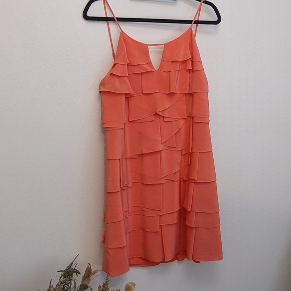 BCBG tiered coral dress - Picture 4 of 9